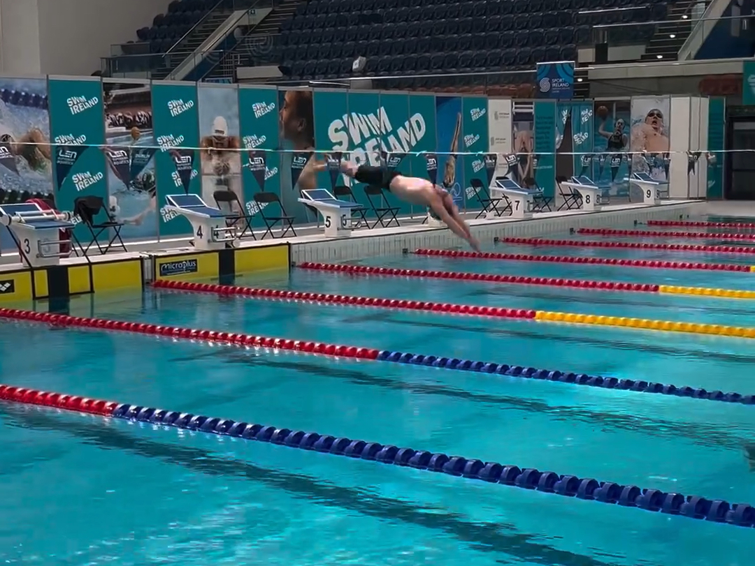 游泳跳水出发搭配自由泳直臂冲刺9069♀15这个速度真的无比丝滑