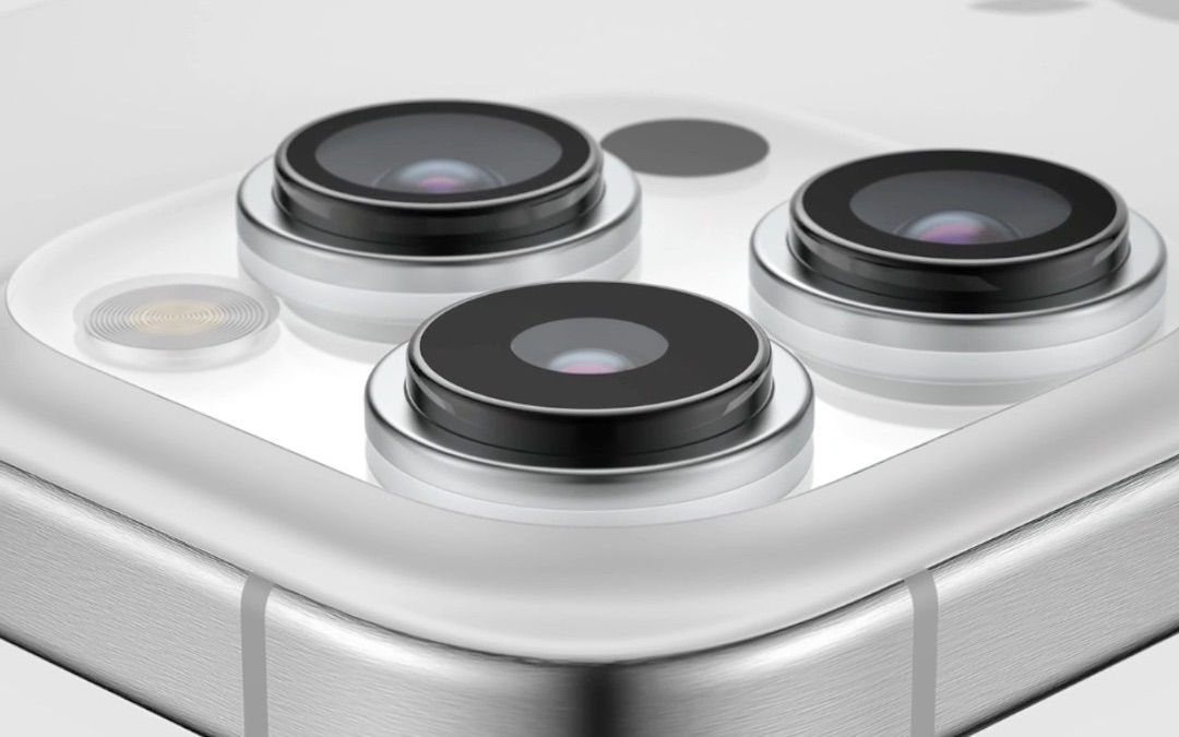 全新设计的iphone 15 pro 系列,钛合金材质,更窄边框