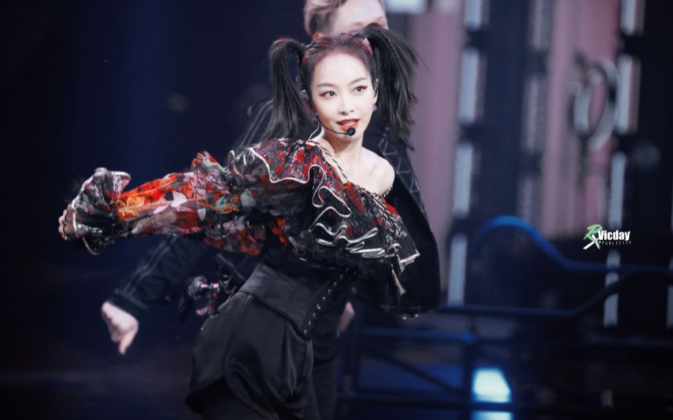 【宋茜】《up to me》天猫双十一开幕现场/ 万圣节限定双马尾茜