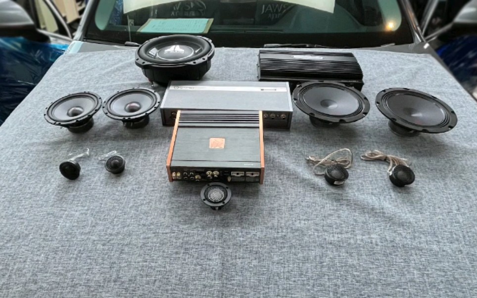 奥迪q7升级埃曼德高汽车音响8寸两分频 ph两分频,原位无损定制升级