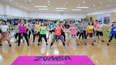 Zumba La Bamba bilibili