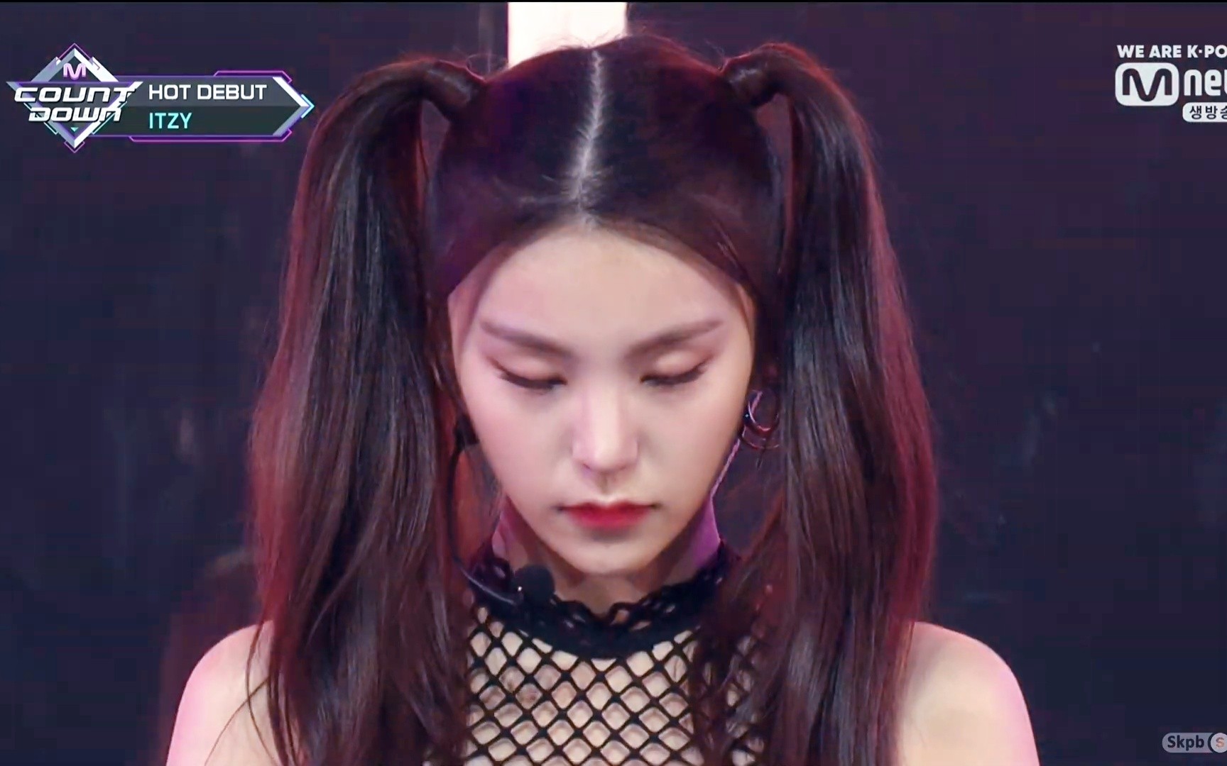 [图][ITZY 0214 MCD DALLA DALLA出道舞台]