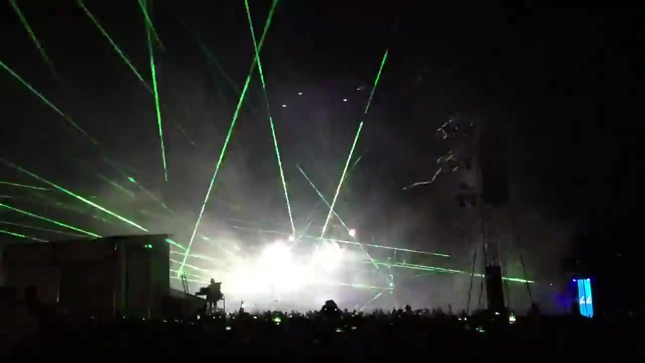 「Avicii」Creamfields 2015