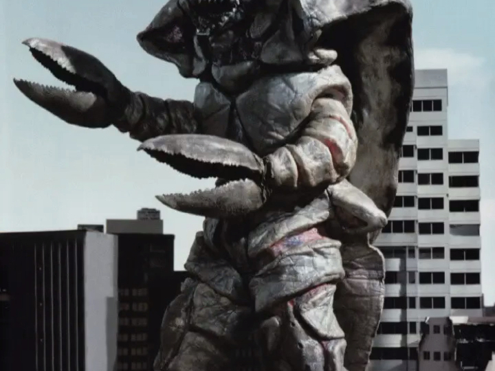 海市蜃楼怪兽发尔顿身高55米体重5万7千吨