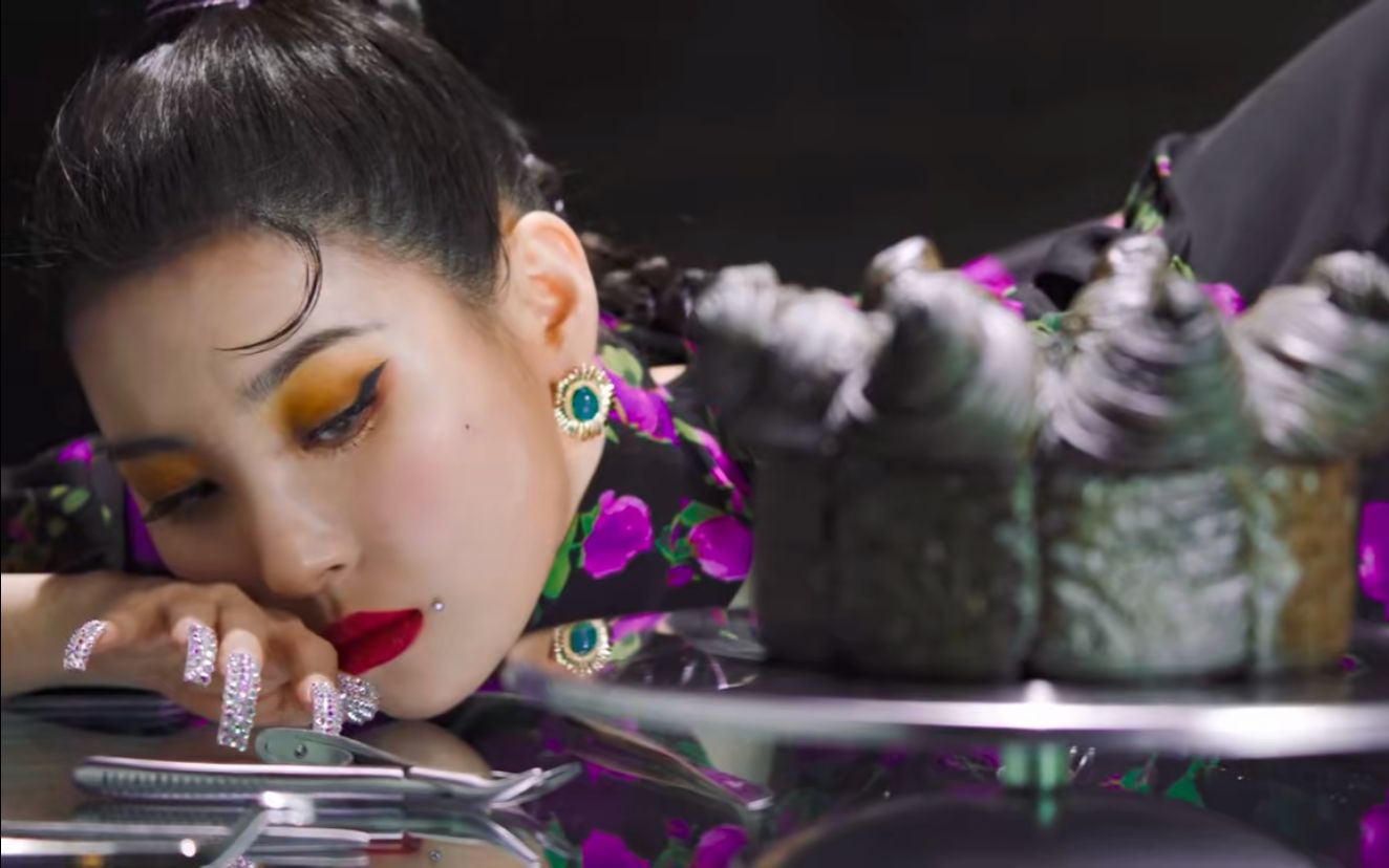 【宣美】尾巴(tail)降调版 mv太辣了!回归大发!