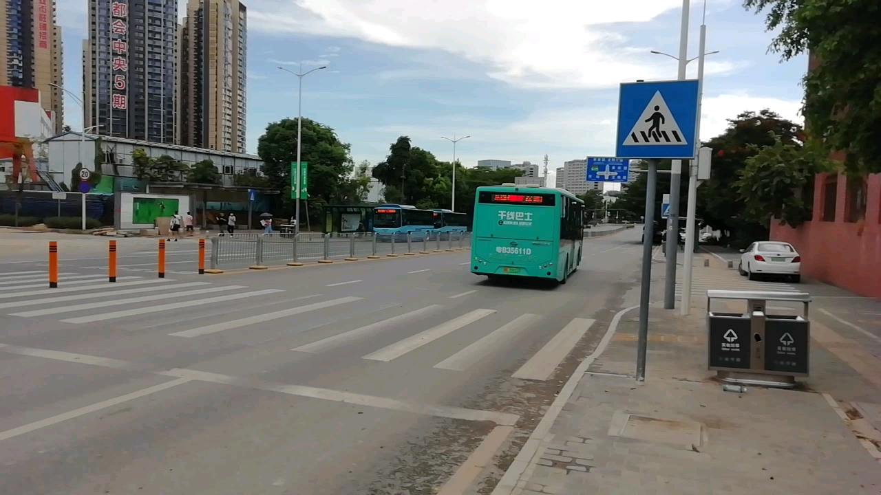 【深圳公交13】龙岗中心城一条"独一无二"的干线—m317坪山火车站方向