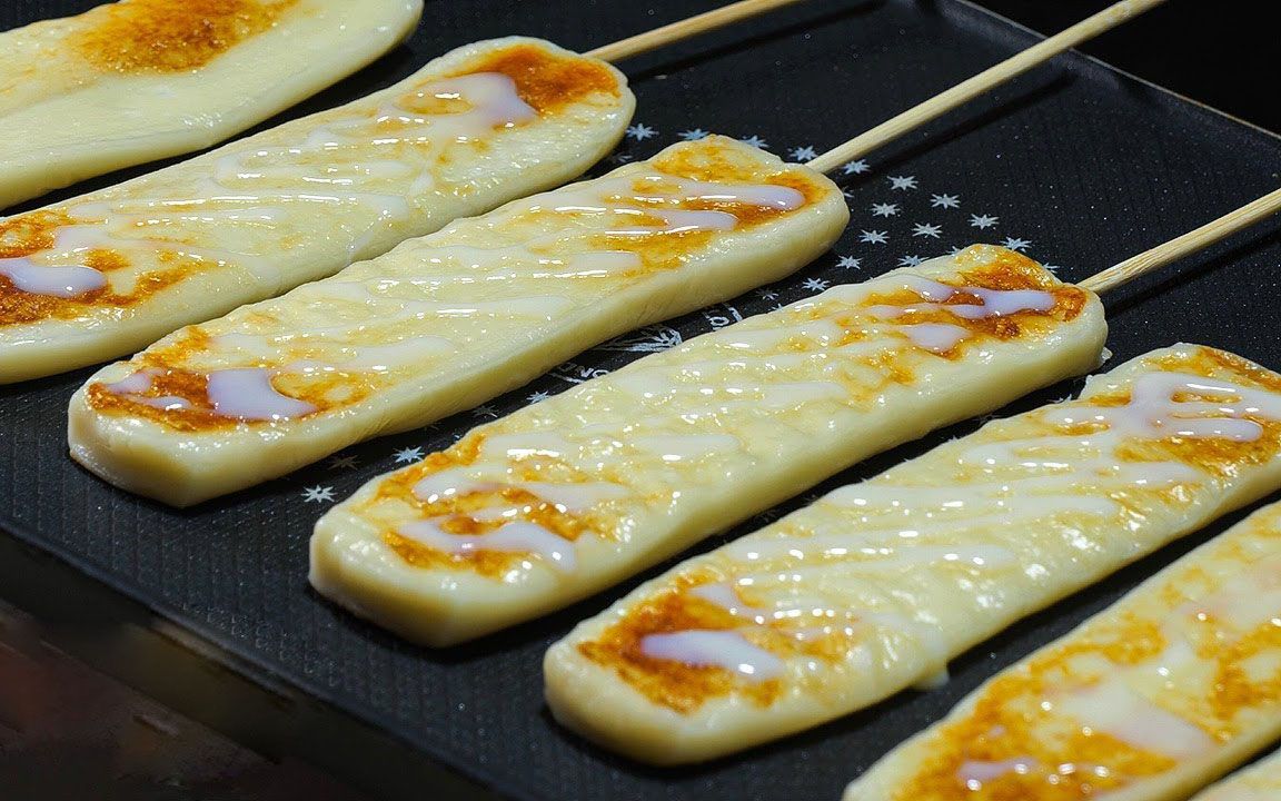 满满的力量!韩国街头美食烤马苏里拉芝士棒_哔哩哔哩_bilibili