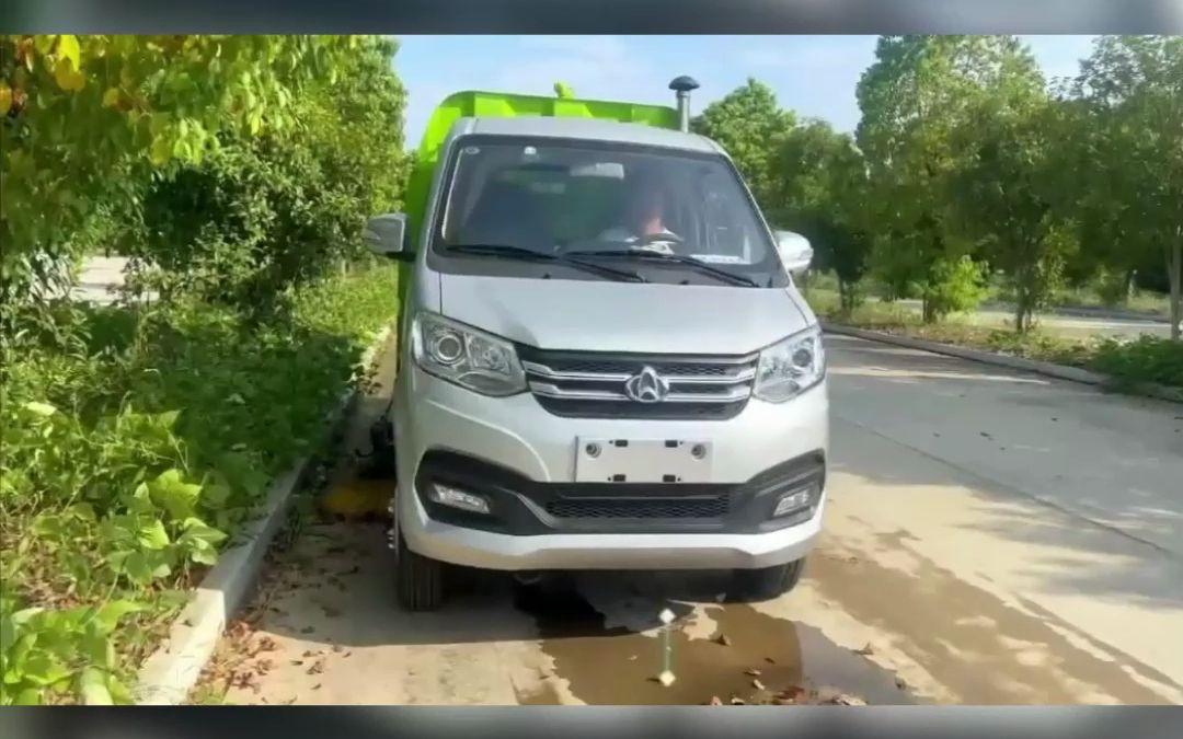 长安小型环卫扫地车 一车多用功能丰富