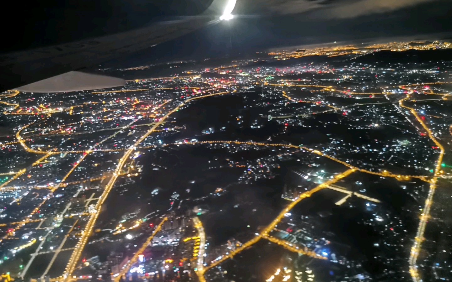 华为mate20pro机上夜景