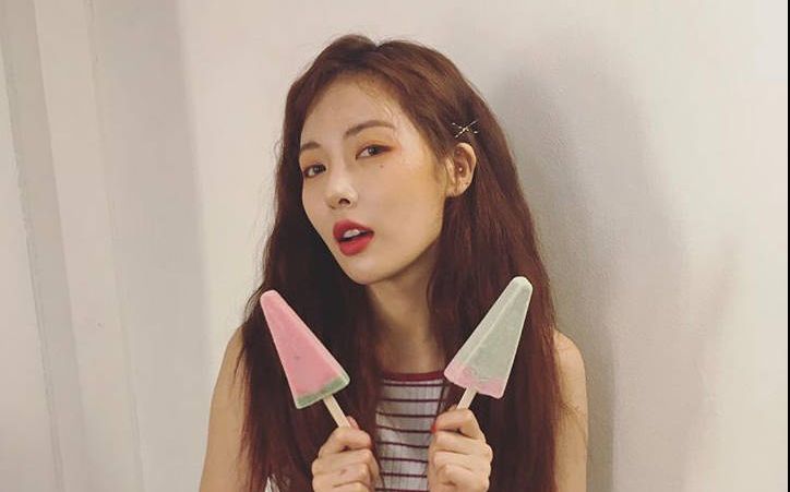 babe泫雅小野马新曲妆容仿妆学生党好物推荐