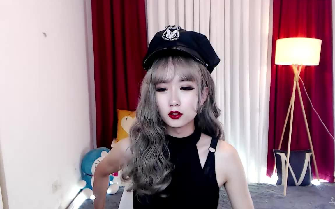 【hani九】女装大佬色诱男助理直播实况带弹幕版本 2018.9.