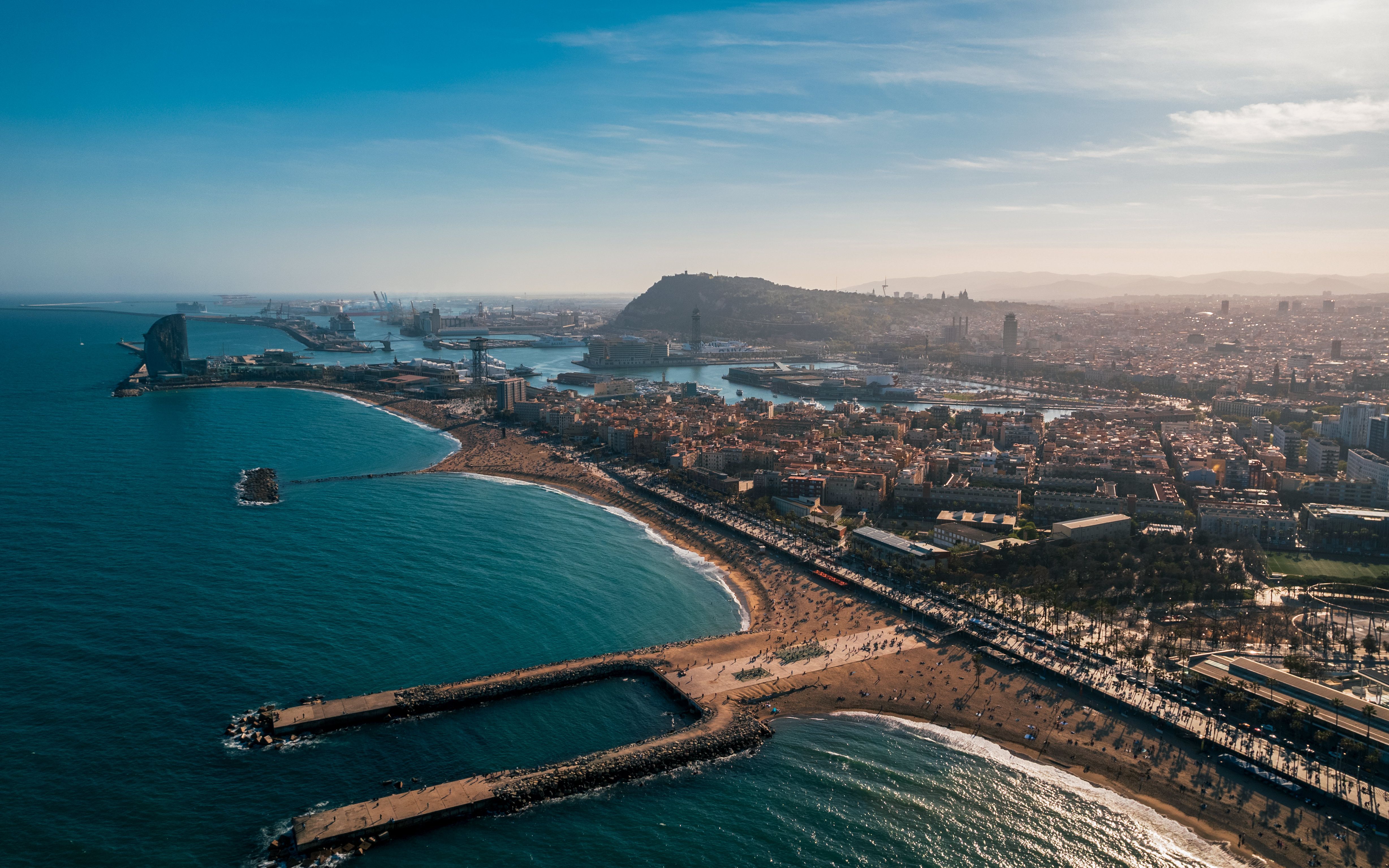 4k| 巴塞罗那航拍| 永远爱巴塞罗那的海