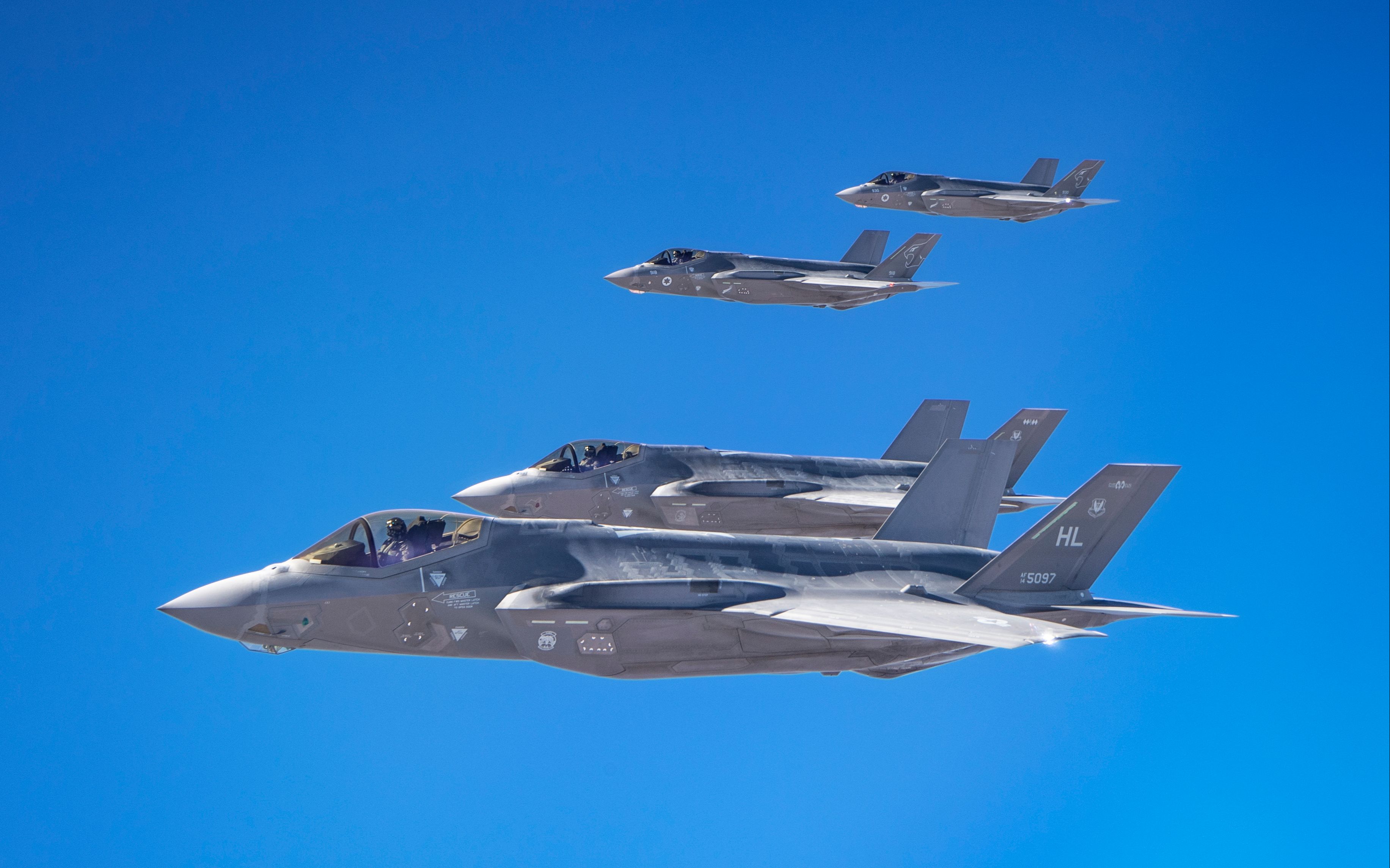 enduring lightning iii演习 美国空军f-35与以色列空军f-35接受空中