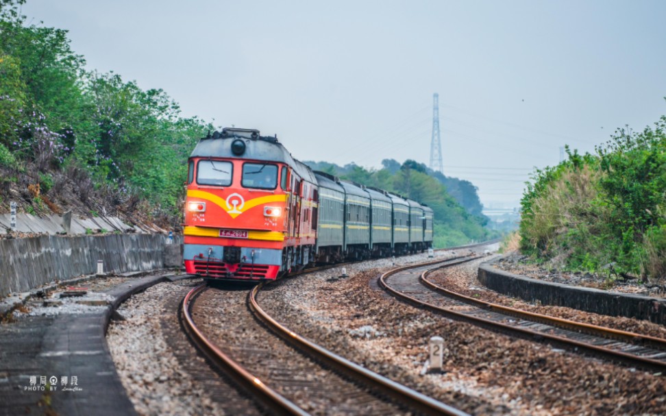 【广茂铁路】双机df4b橘子牵引k9249通过已关闭的走马营站