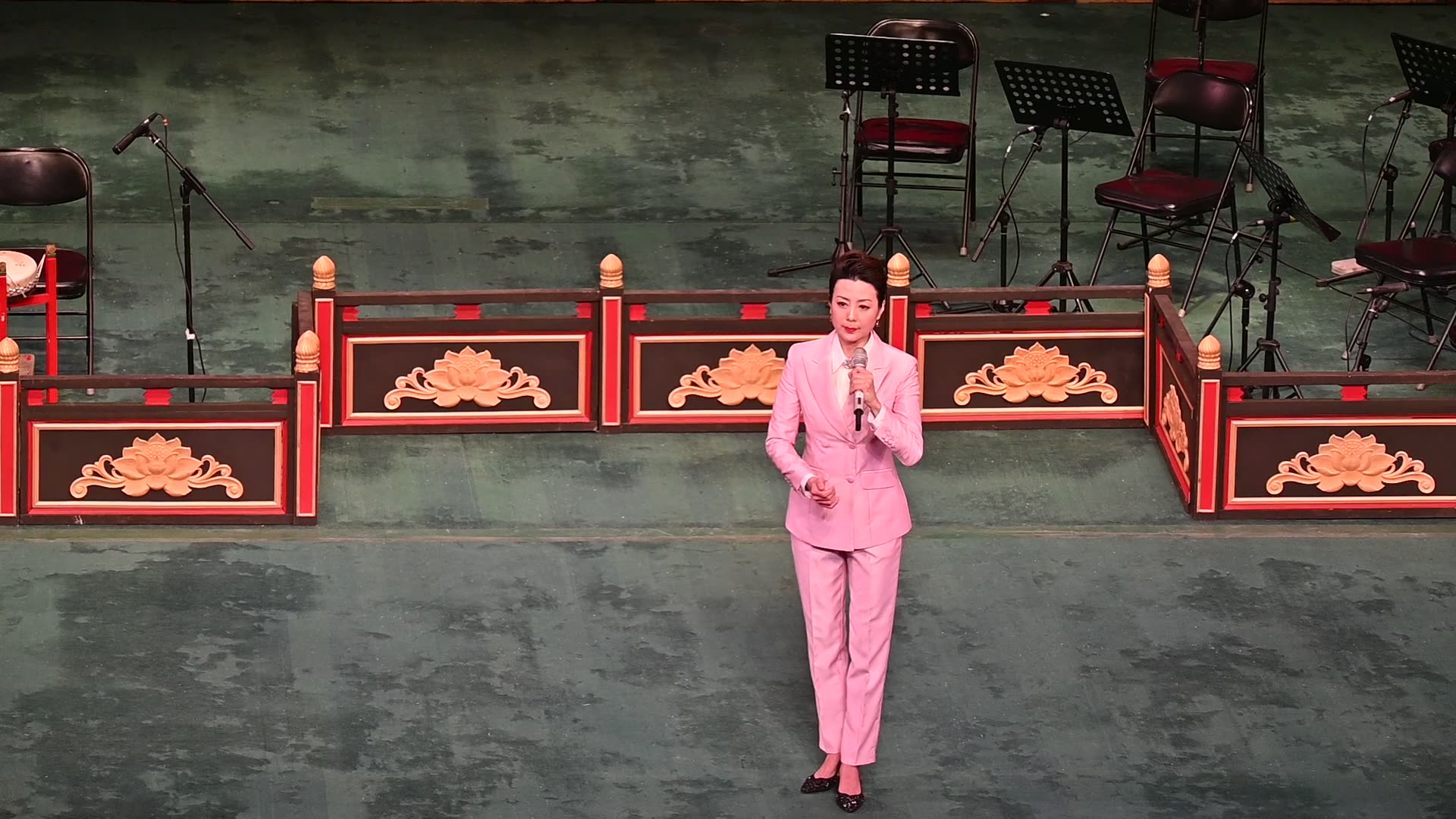 京剧〕【王怡 | 20220215】《杜鹃山》乱云飞选段_哔哩哔哩_bili