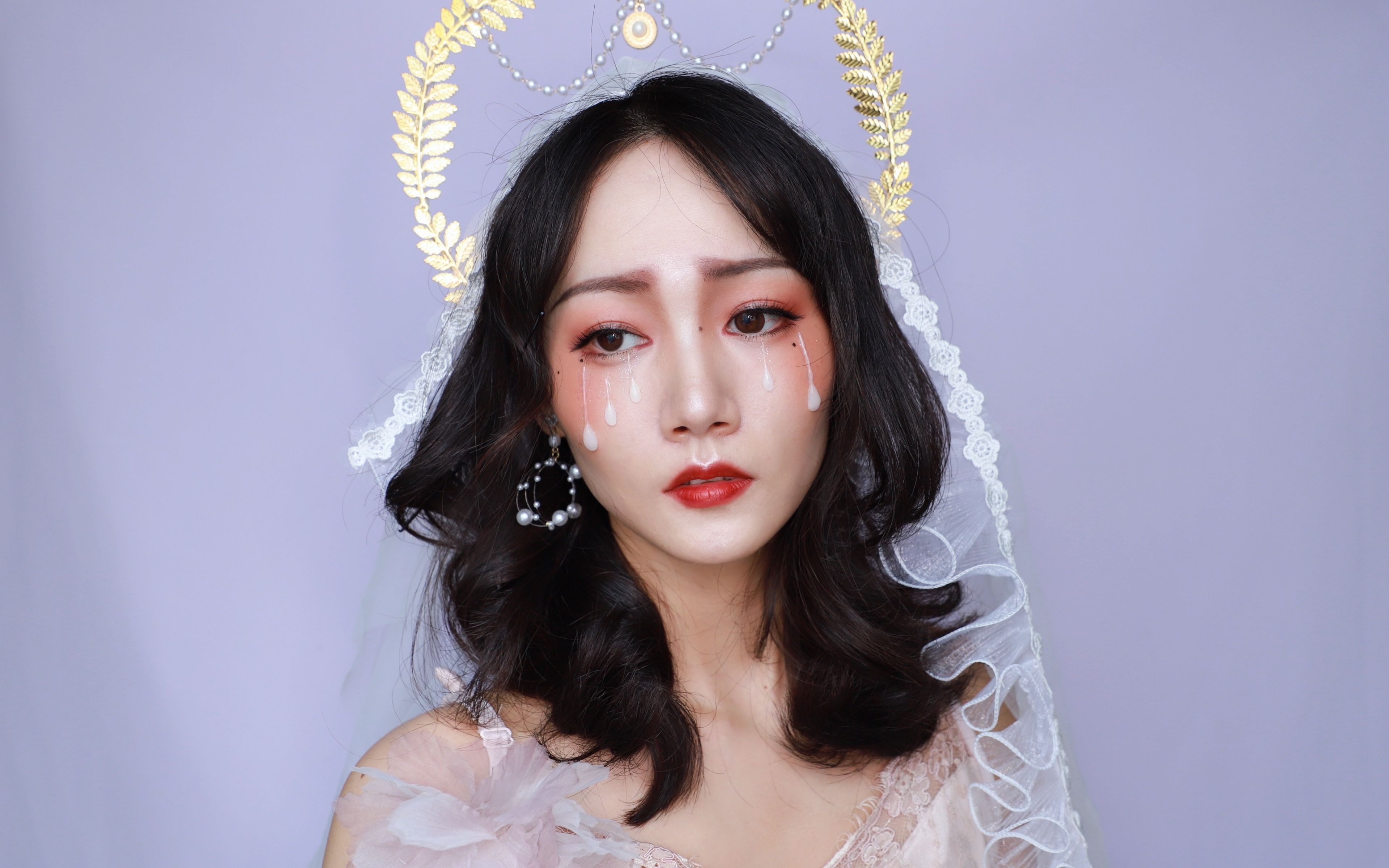 圣母玛丽亚落泪妆