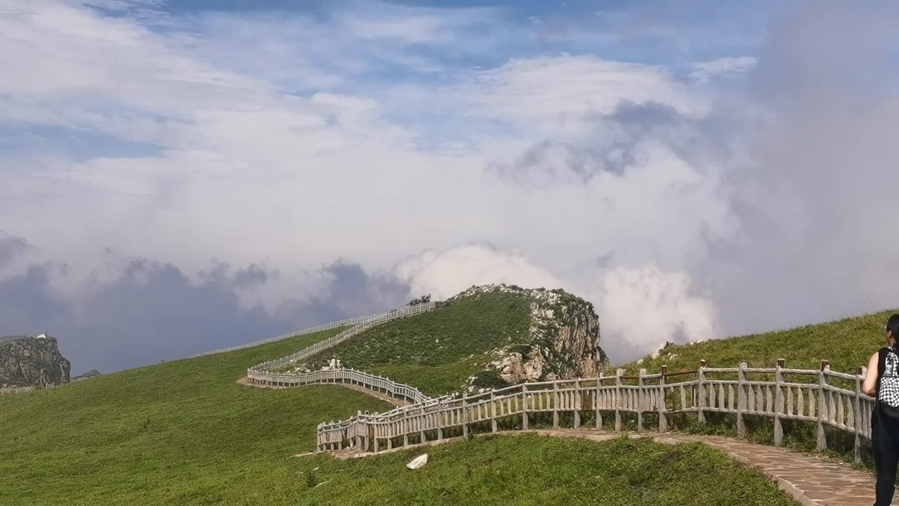 北灵山的云