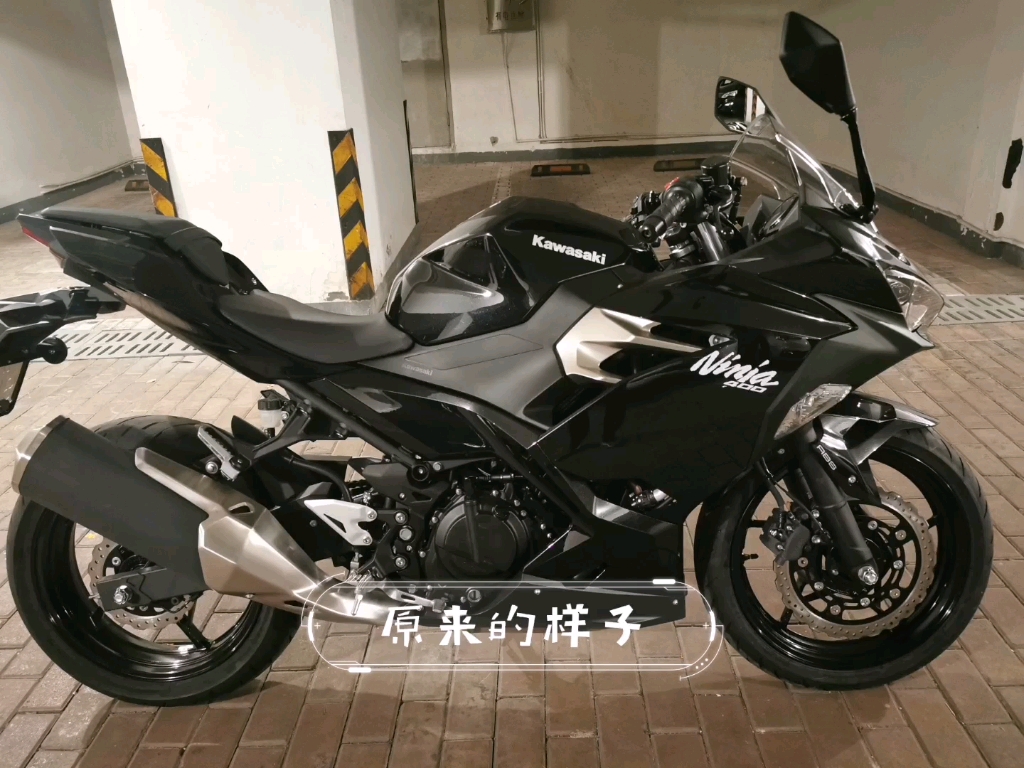 ninja400机车到手,自己来动手设计魔爪贴纸,欢迎大家帮我投票看见选哪个哔哩哔哩bilibili