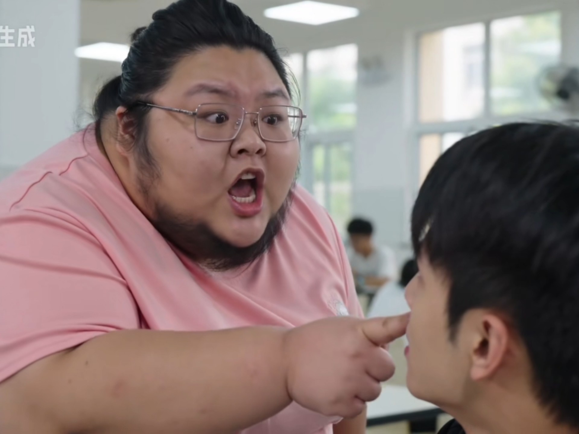 不跟我结婚凭什么就不能给我彩礼？！