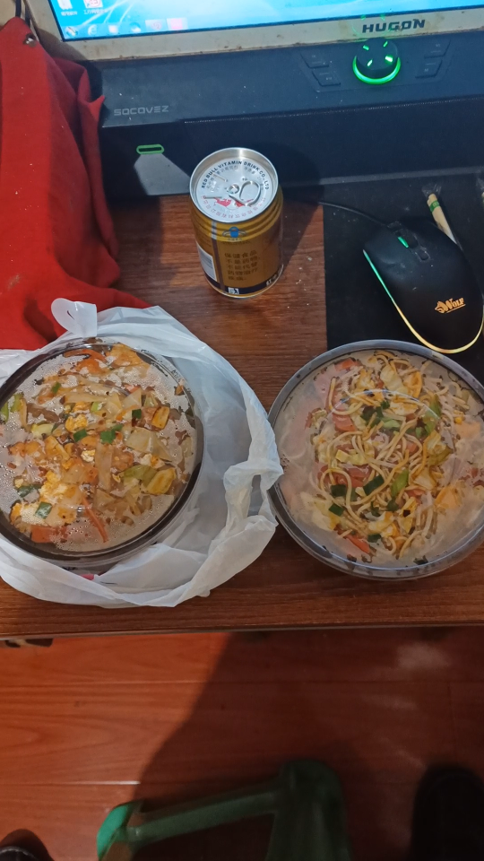外卖炒米粉炒面