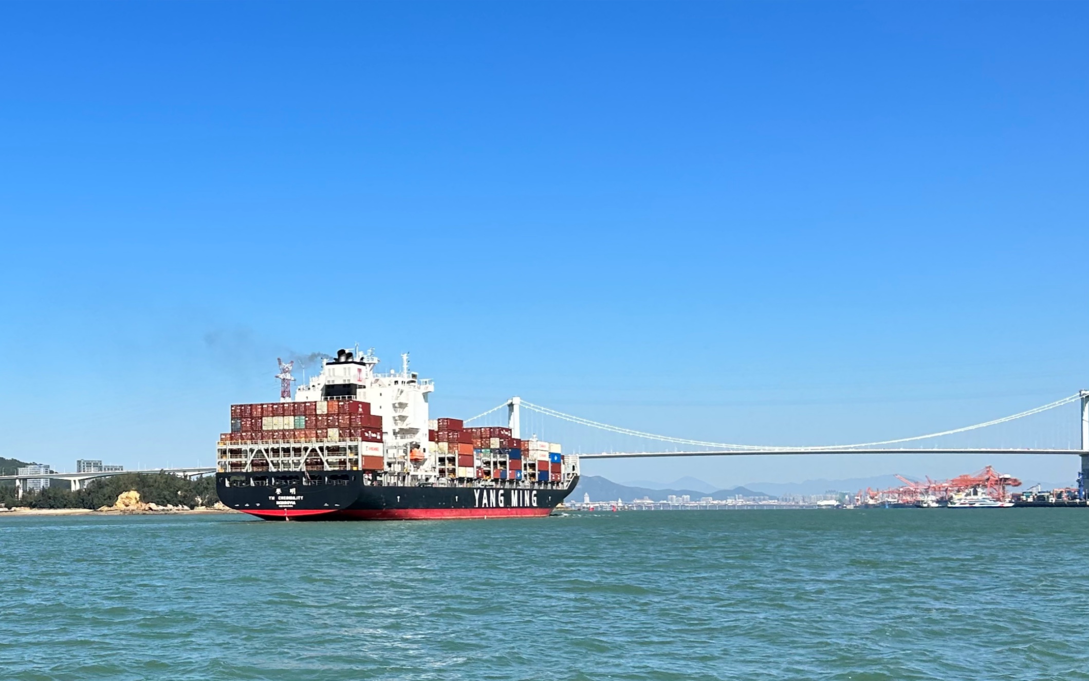 汽车,轮渡,地铁,山丘,海洋,日落,这是独属于厦门的情调