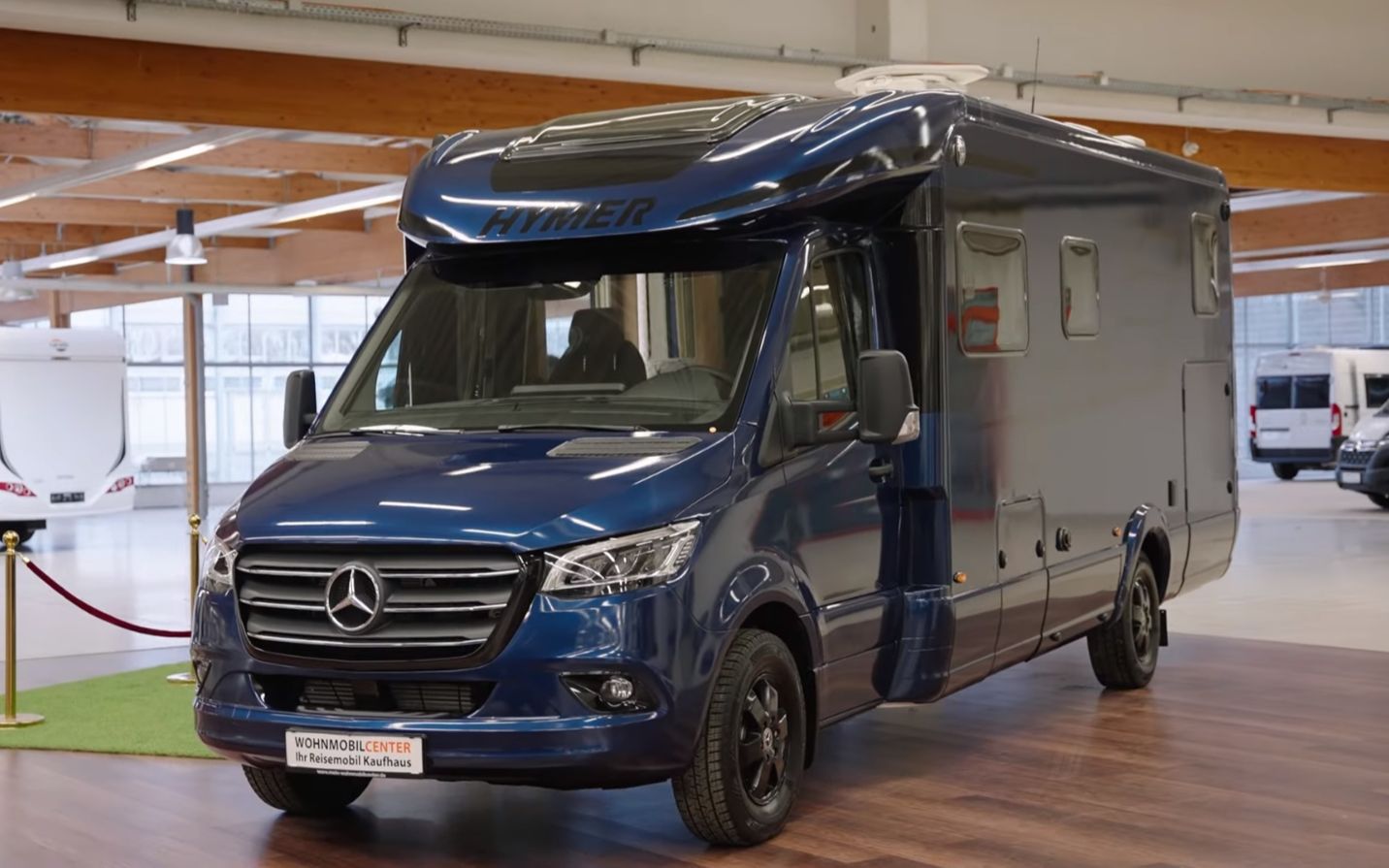 高级定制版 奔驰4x4 t型房车_哔哩哔哩_bilibili