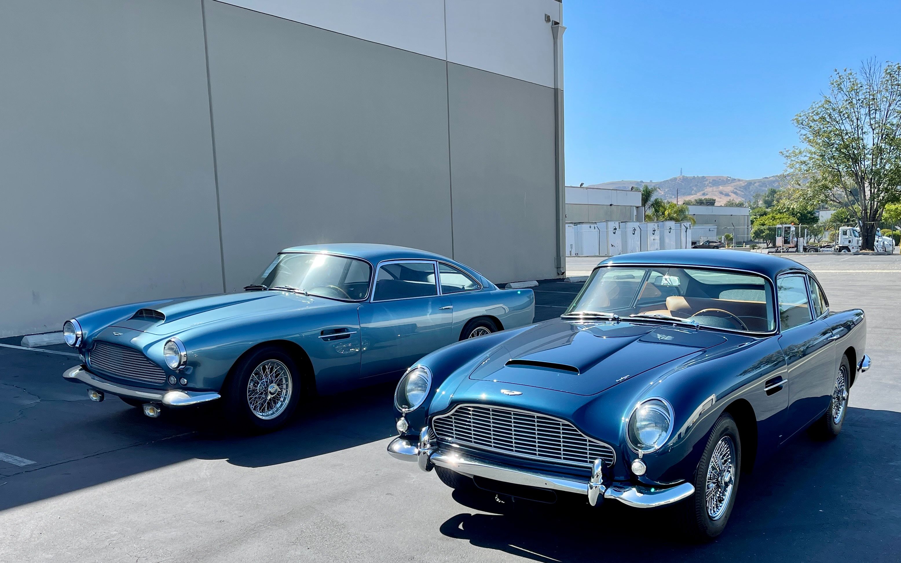 【全网首发】 开一台原版的阿斯顿马丁db5上路是什么体验_哔哩哔哩