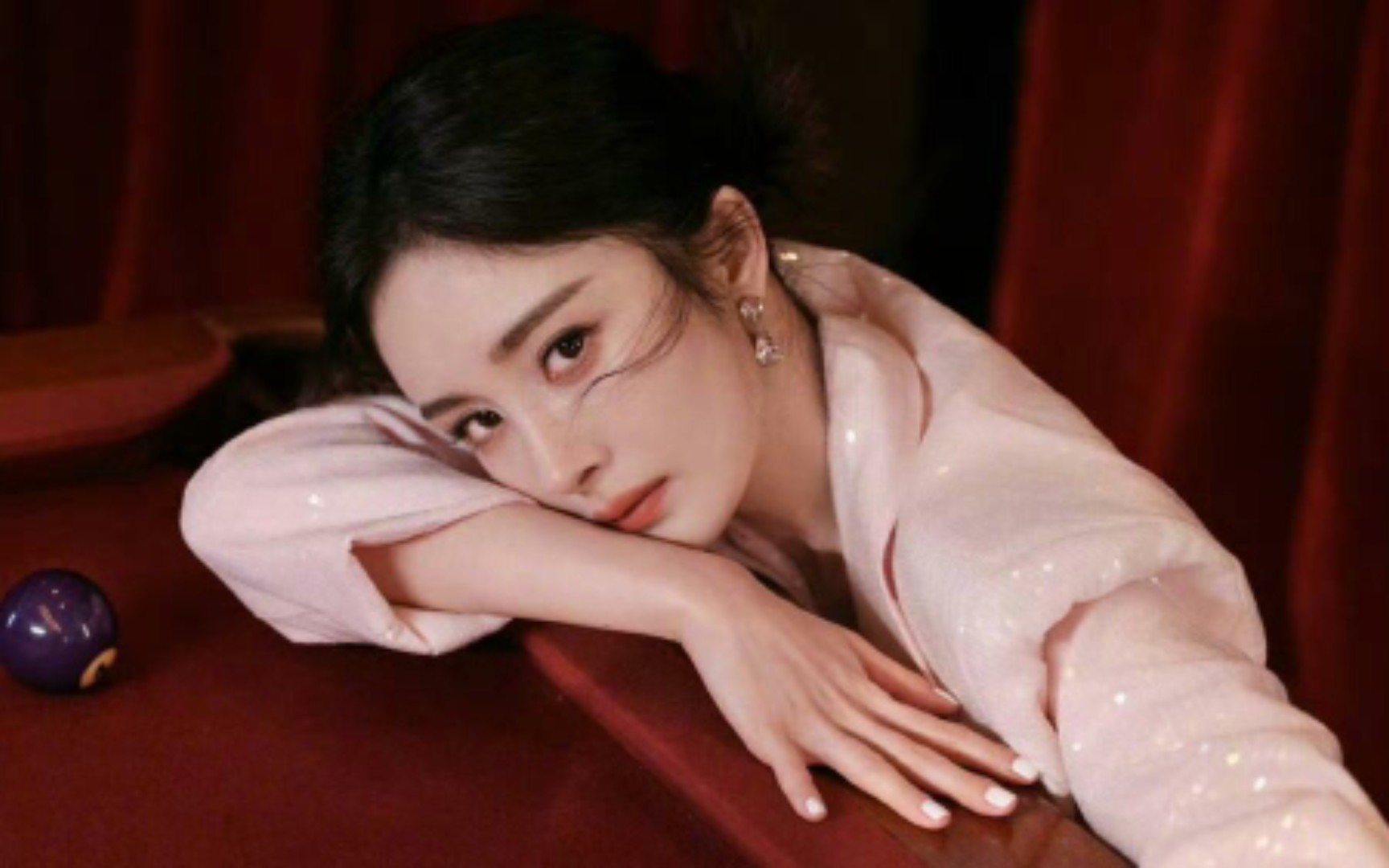 杨幂 近期时尚大片 粉色