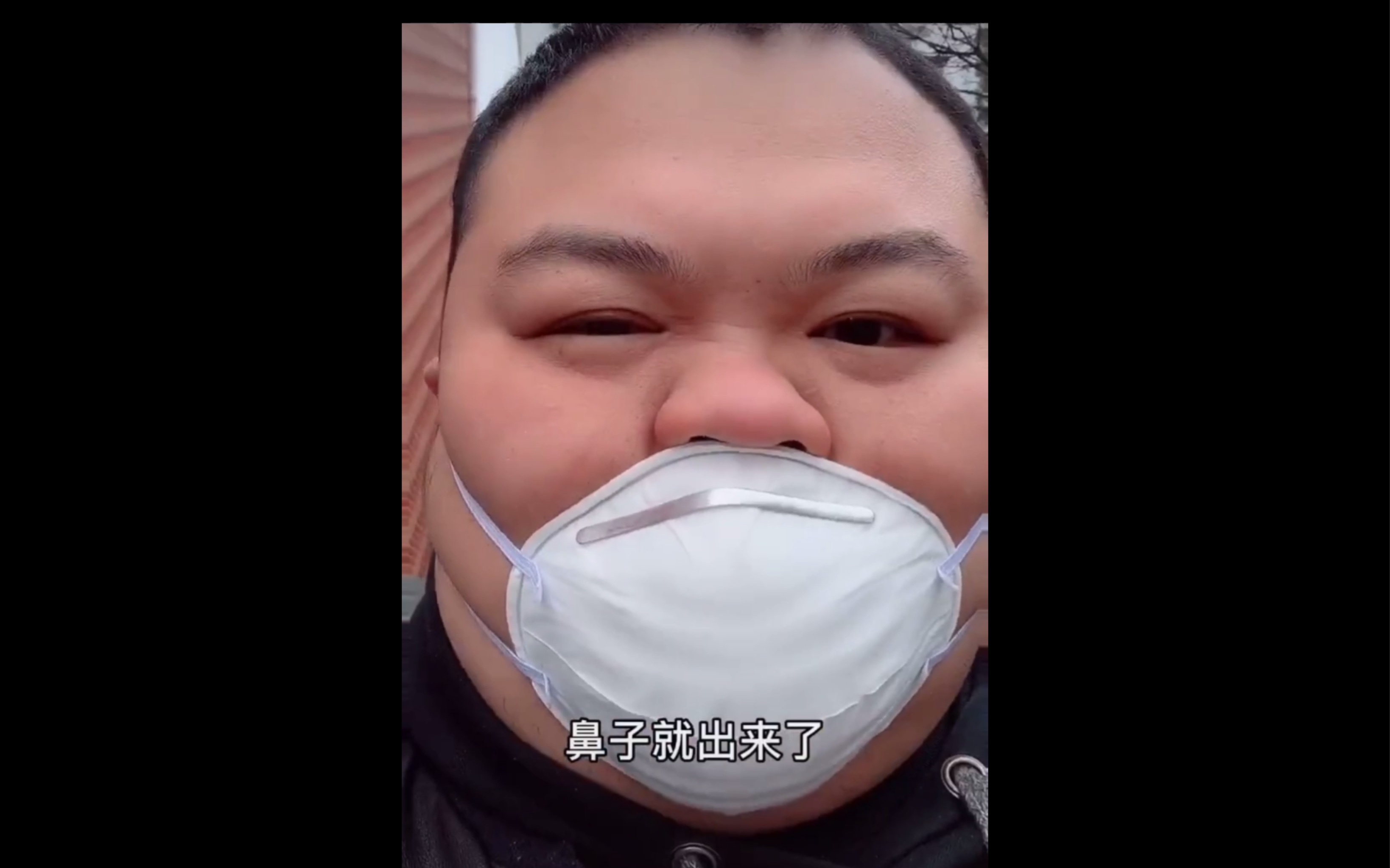 【搞笑】当脸大的人戴口罩是什么体验_哔哩哔哩 (゜-゜)つロ 干杯