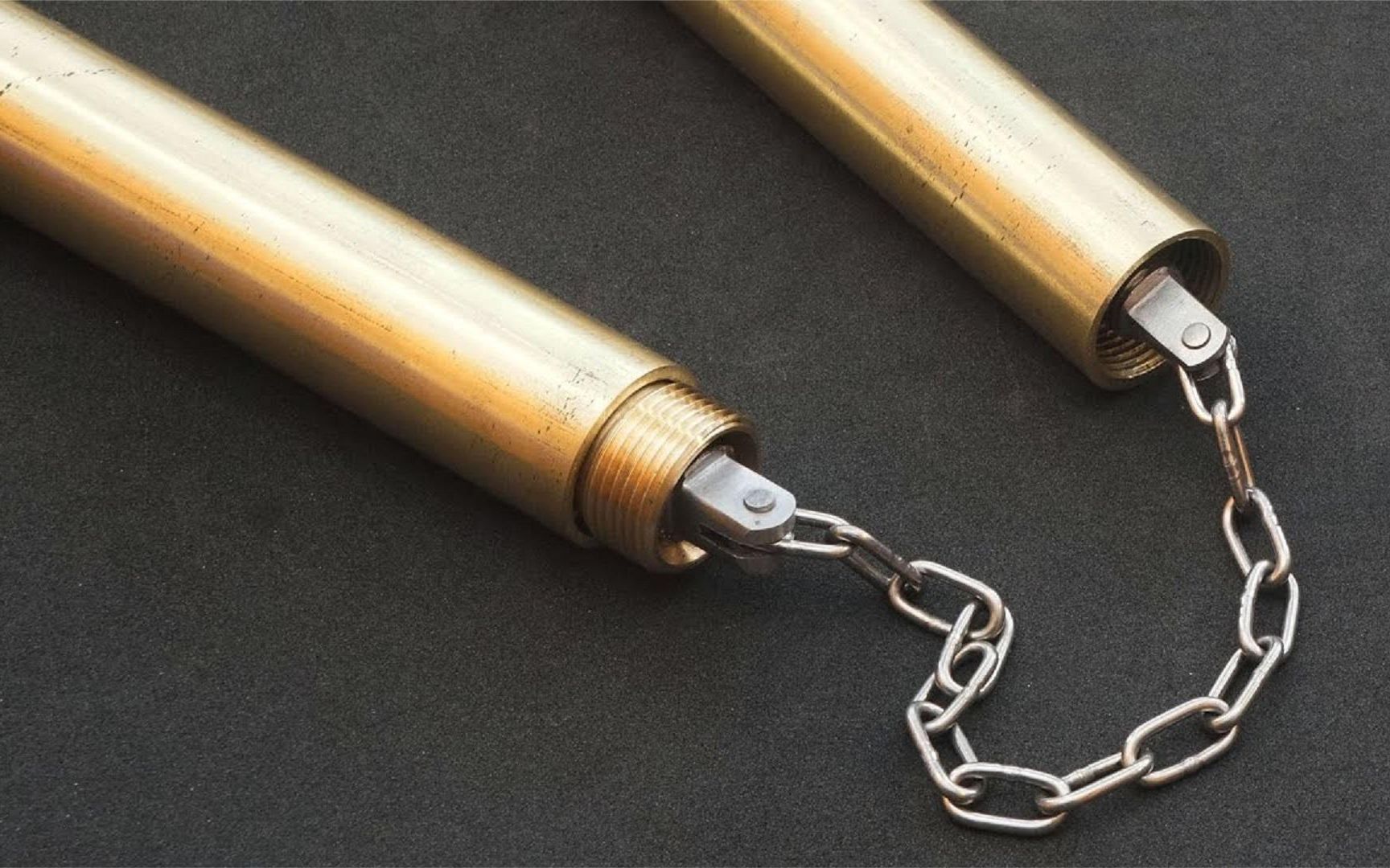 切割生锈的铁管,打造出"黄金双截棍",百分百精品,做工超精细