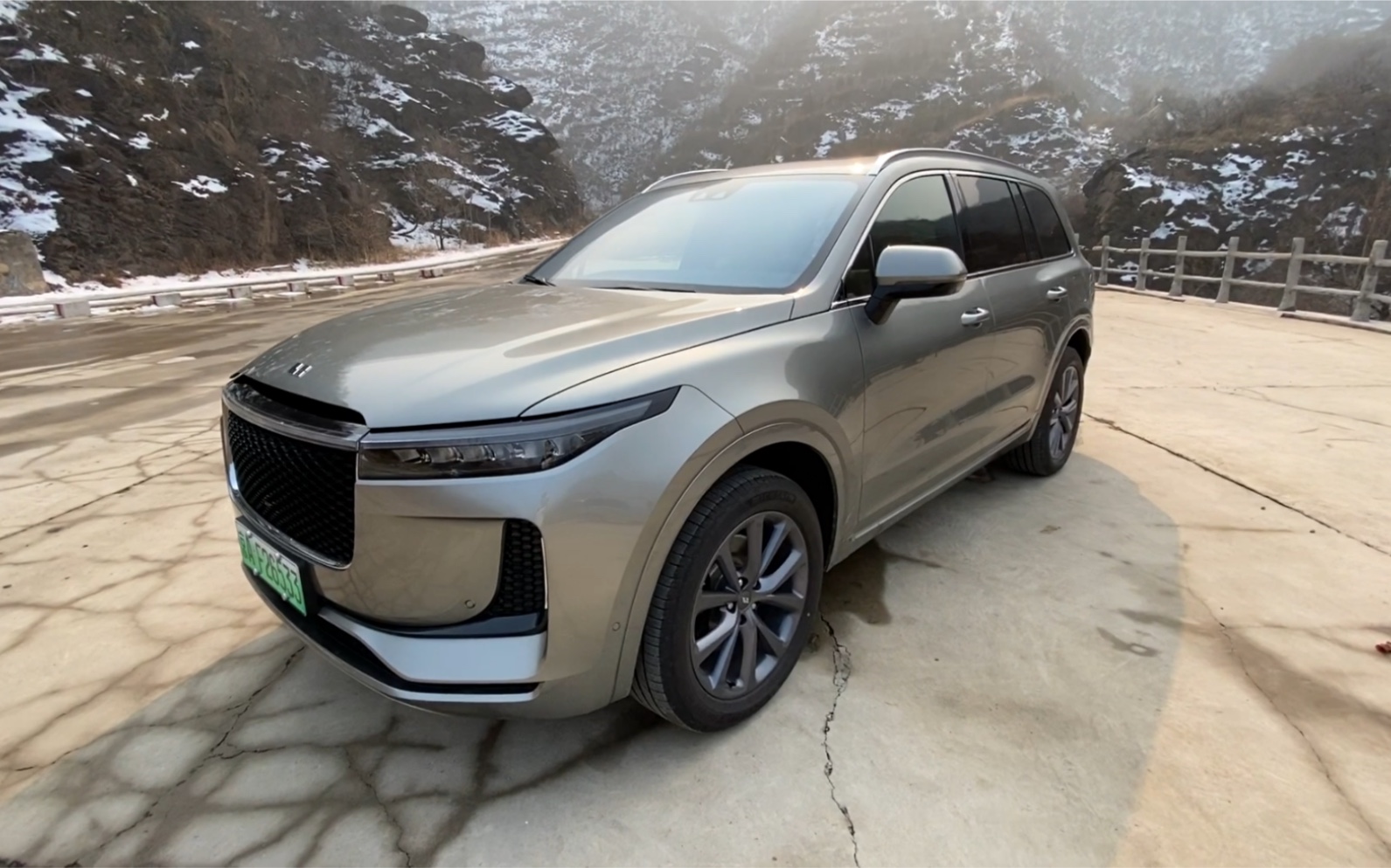 活动作品理想one增程式电动车小体验