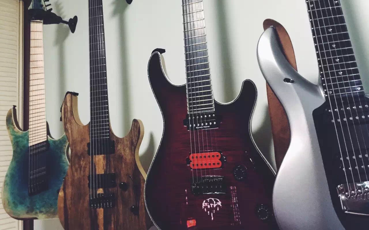 【vanyang制造】 非专业对比四把七弦吉他的失真音色_哔哩哔哩 (゜-゜