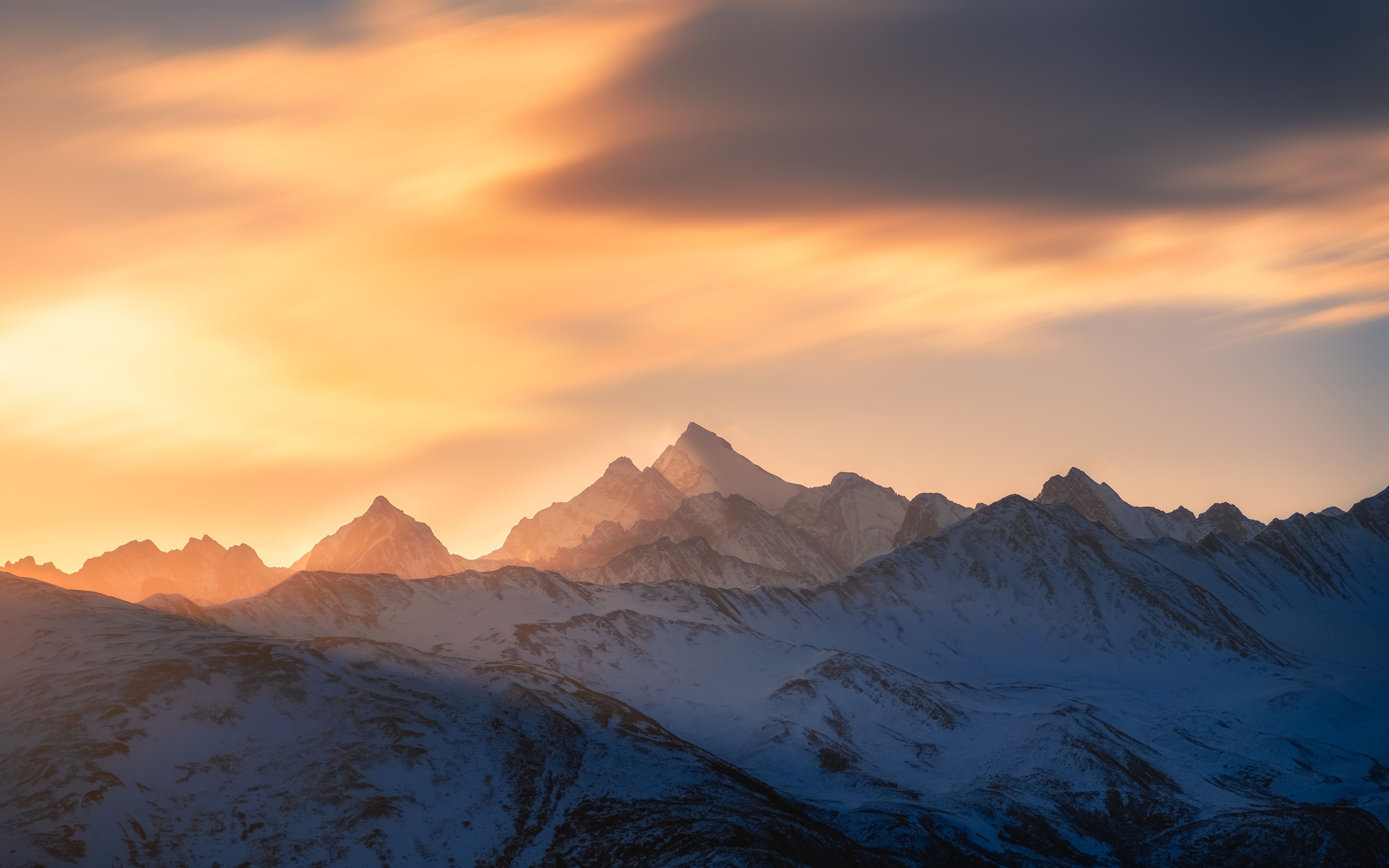四川松潘雪宝顶的星空,日照金山【4k】