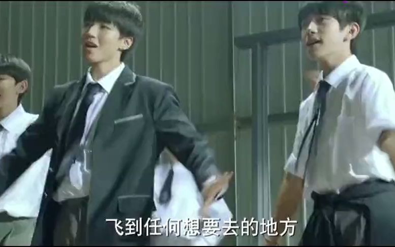 [图]-小别离：TFboys旧仓库排练，