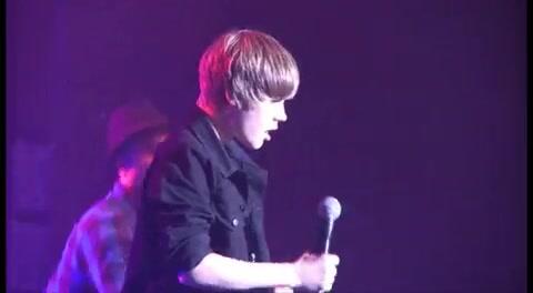 Justin Bieber - One Less Lonely Girl at Jingle Ball