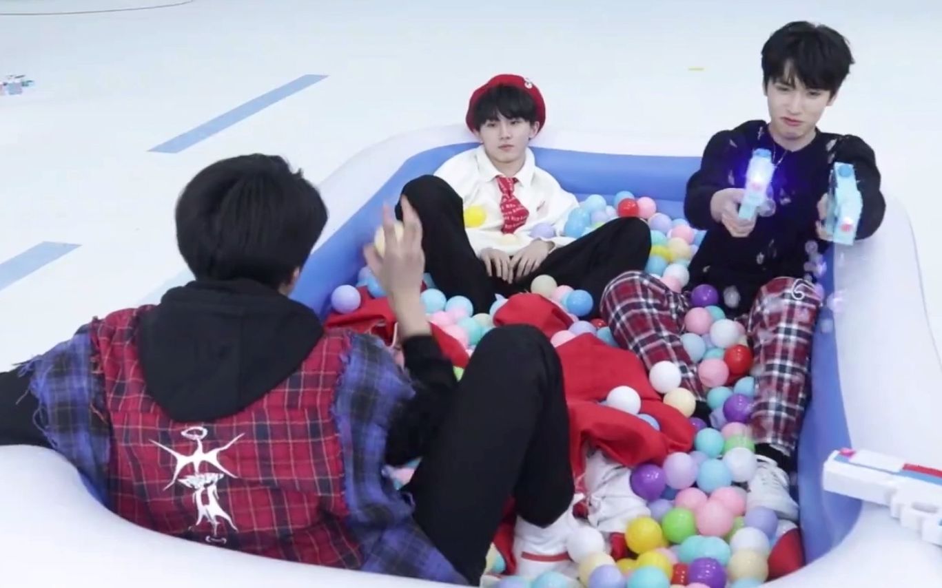 【tnt 时代少年团】只有我一个人觉得mv拍摄花絮reaction