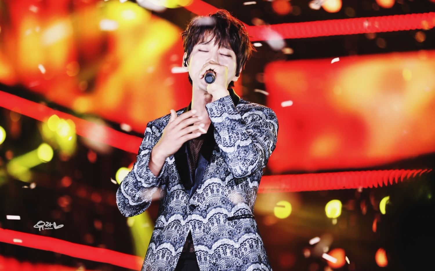 黄致列12版honey合辑