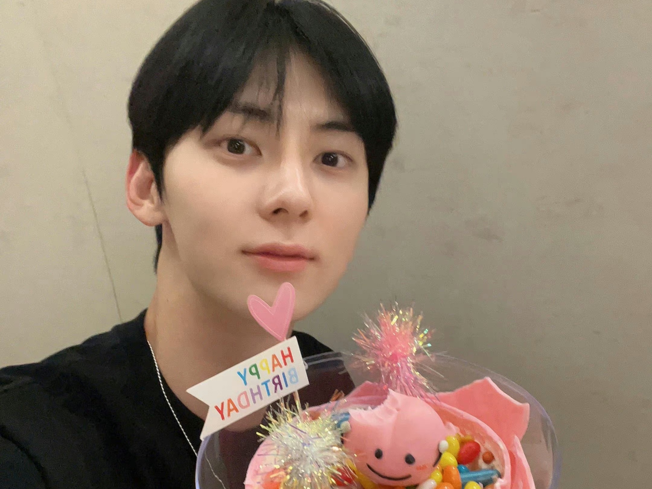 【黄旼炫吧中字】230809 旼炫直播 黄桃队长生日>中字