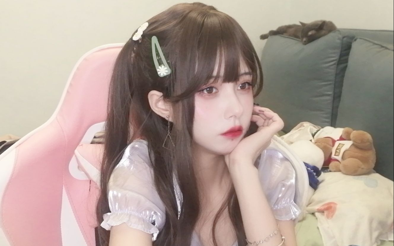 23双马尾敲可爱露脸直播】主播静音不张口高清纯享版_哔哩哔哩_bili