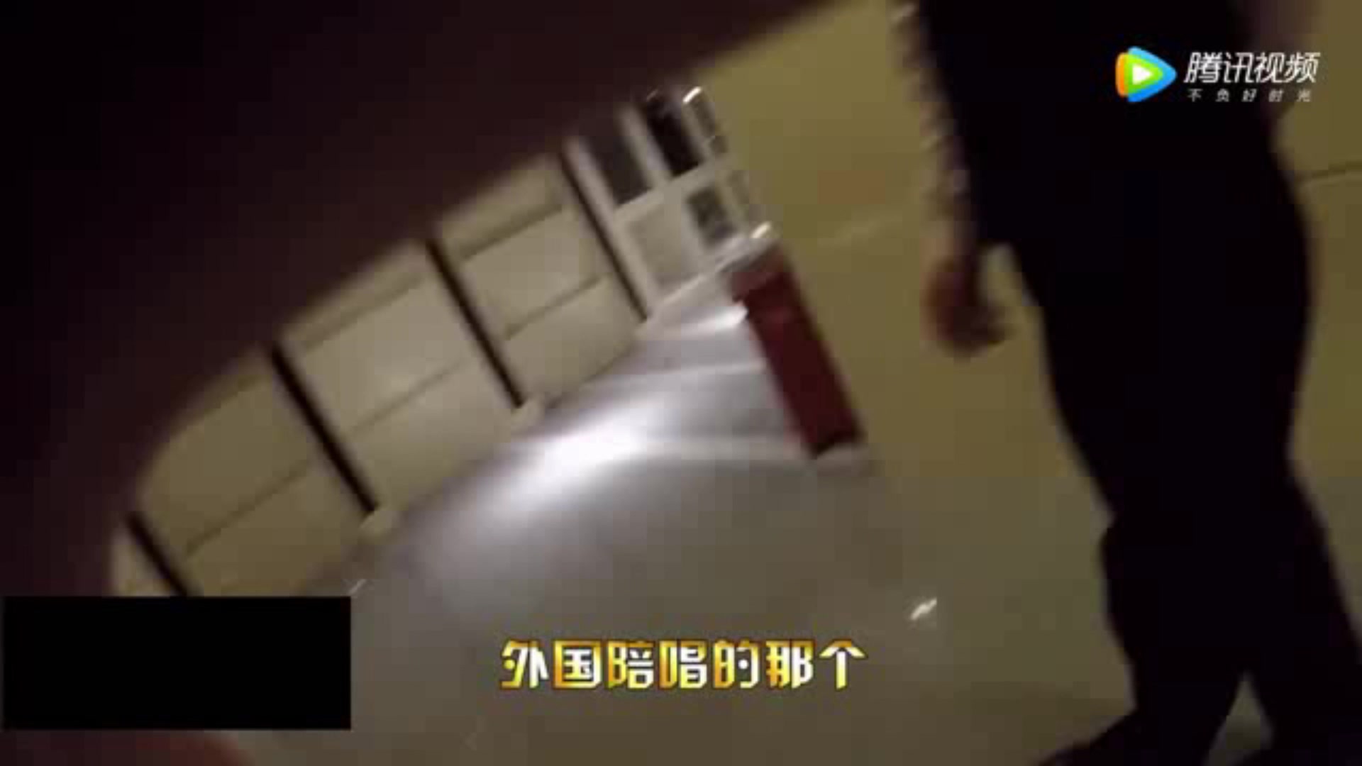 陪唱女套路2880,小伙怒砸KTV哔哩哔哩bilibili