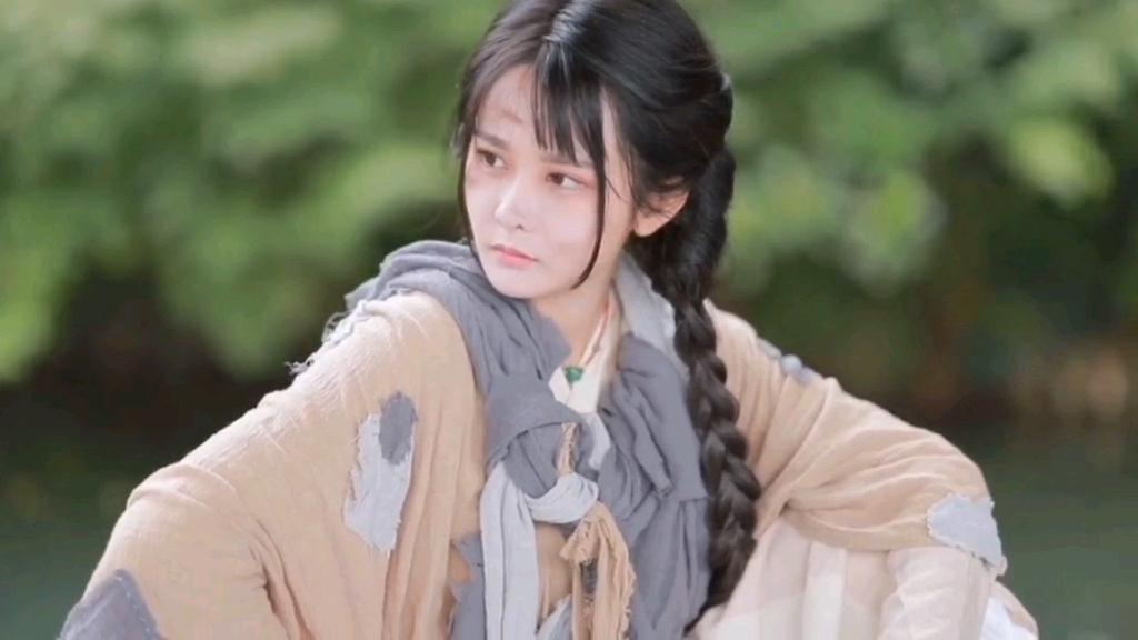 杨伊墨杨馥羽你早已落入我的手掌