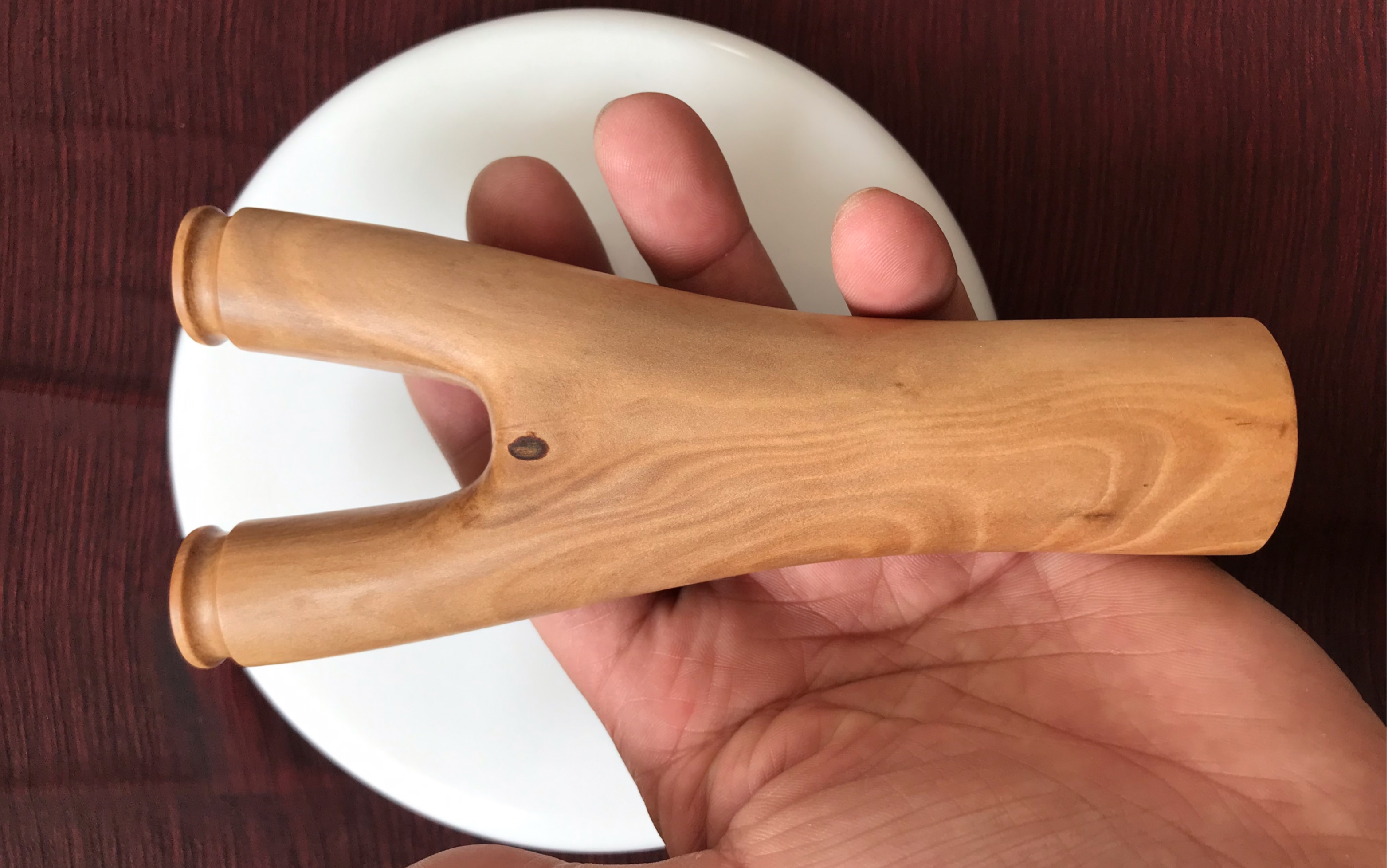 油茶木树杈弹弓,让我想起了从前村子里的小木匠