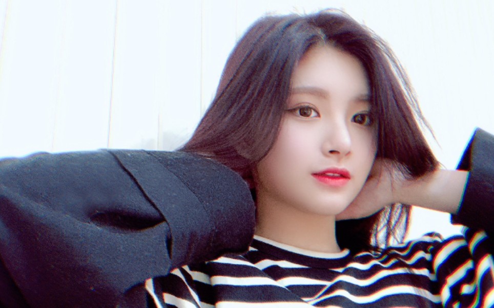 【王怡人】5g冲浪少女直播玩抓鸭子 今天的博美真的好开心呀!