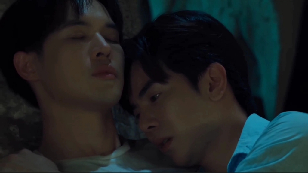 泰腐《预感》#预感讯号#唐比利的新cp#满满的荷尔蒙#双男主#前世缴