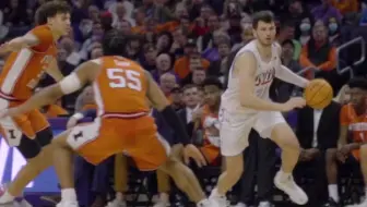 Northwestern Basketball _ Beran Dunk