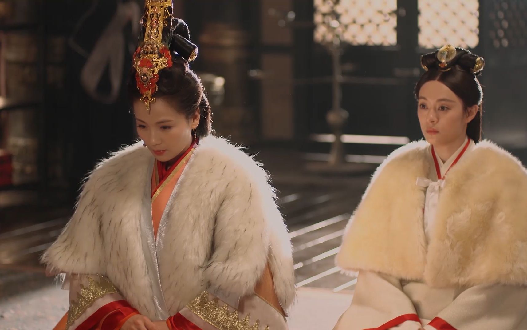 芈月找到证据,立马带芈姝到大王面前,求他揪出幕后黑手