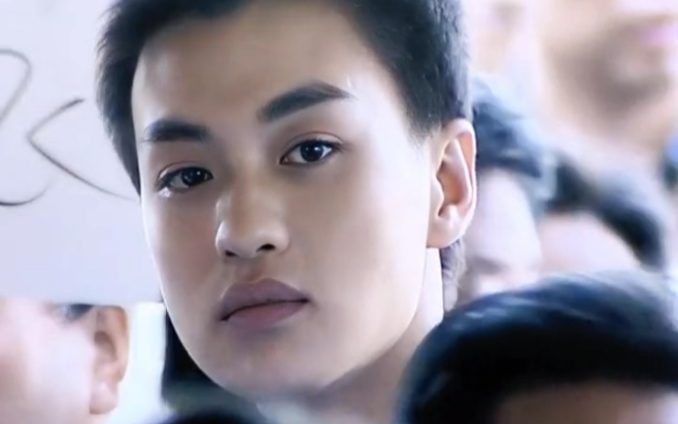 周一围 原来真的有人苦恼自己长的太帅,你说气不气人 !