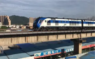 Tải video: 【广茂线火车视频】Z385次列车通过肇庆西江大桥