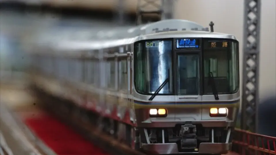 转载非专评系列】TOMIX火车模型HO比例中央·总武线E231系500番台列车_哔 