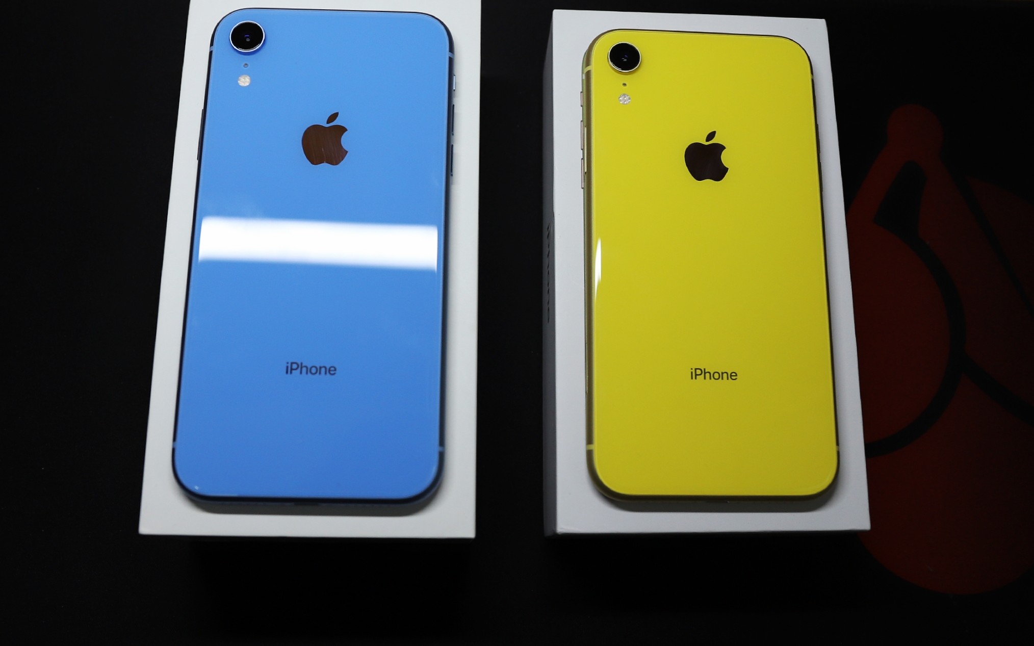 【平安夜开箱】iphone xr黄加蓝